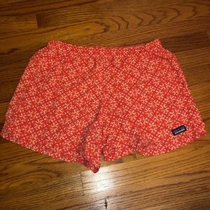 Patagonia baggies - 5” inseam